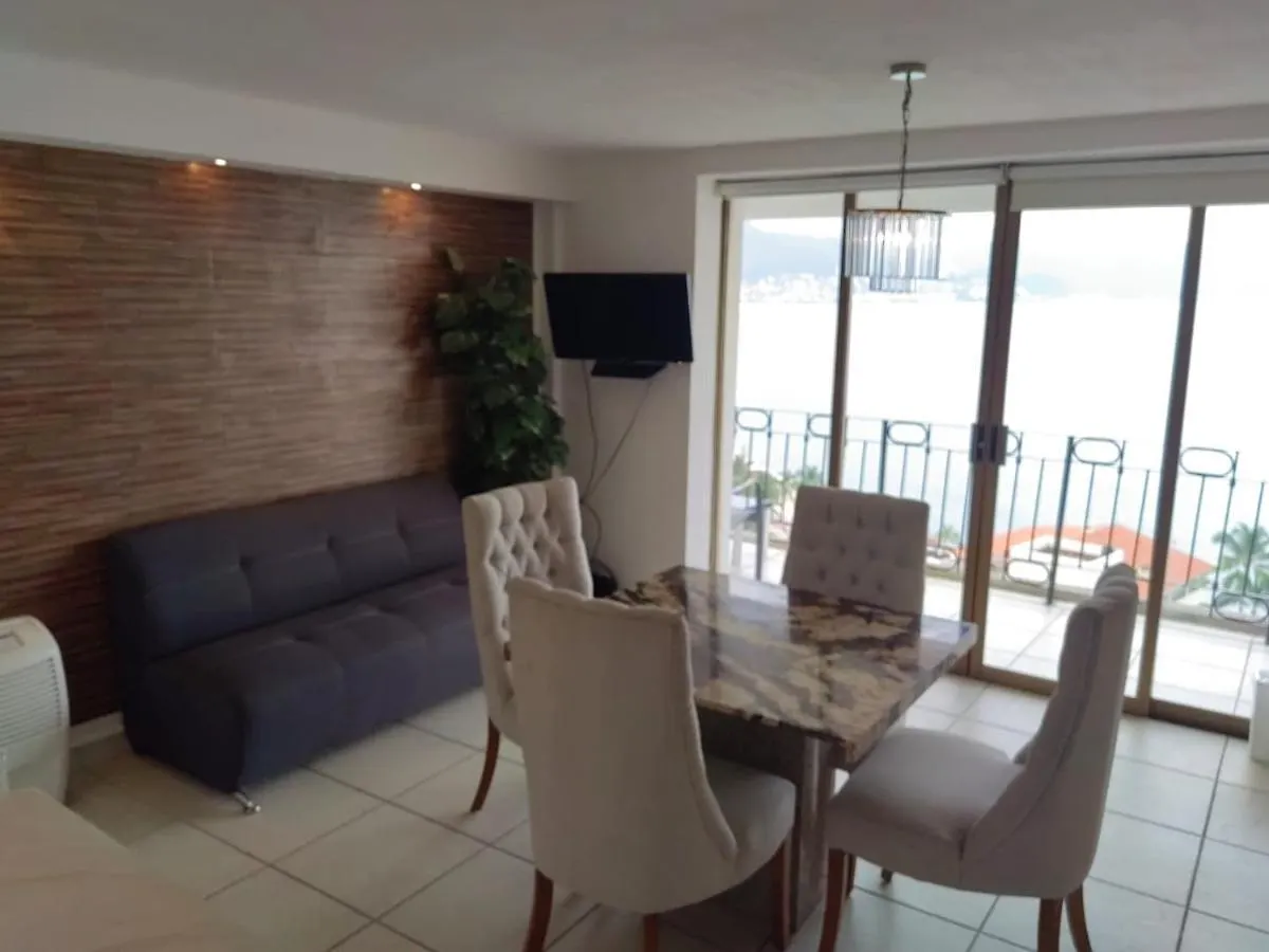 Condominio Con Vista Al Mar Piso 12 En Puerto Vallarta